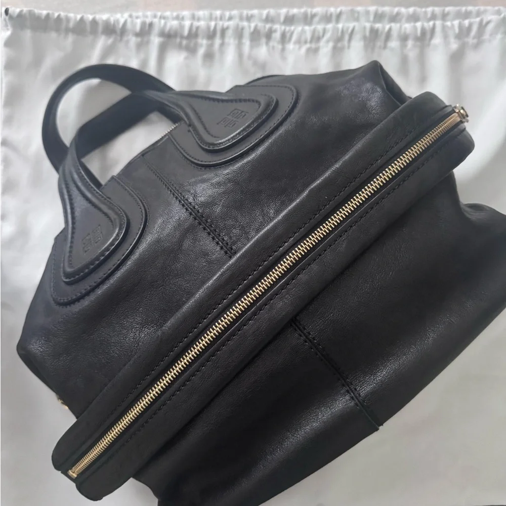 Givenchy classic leather